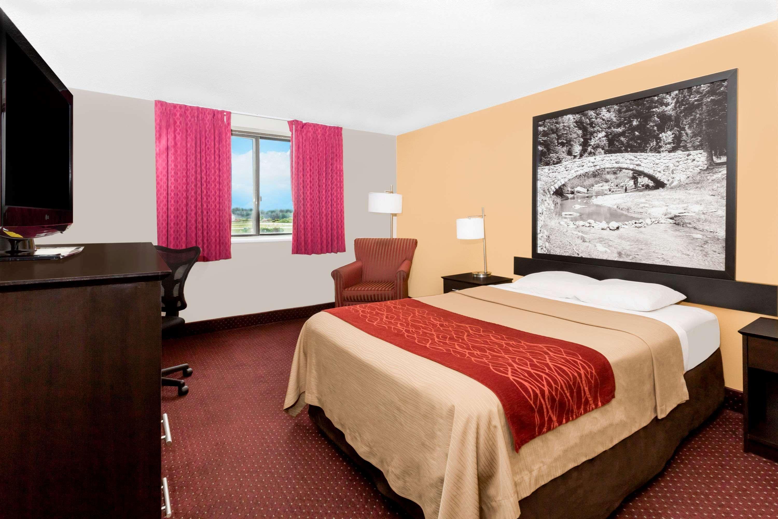 Super 8 By Wyndham Ames Hotel Exterior foto